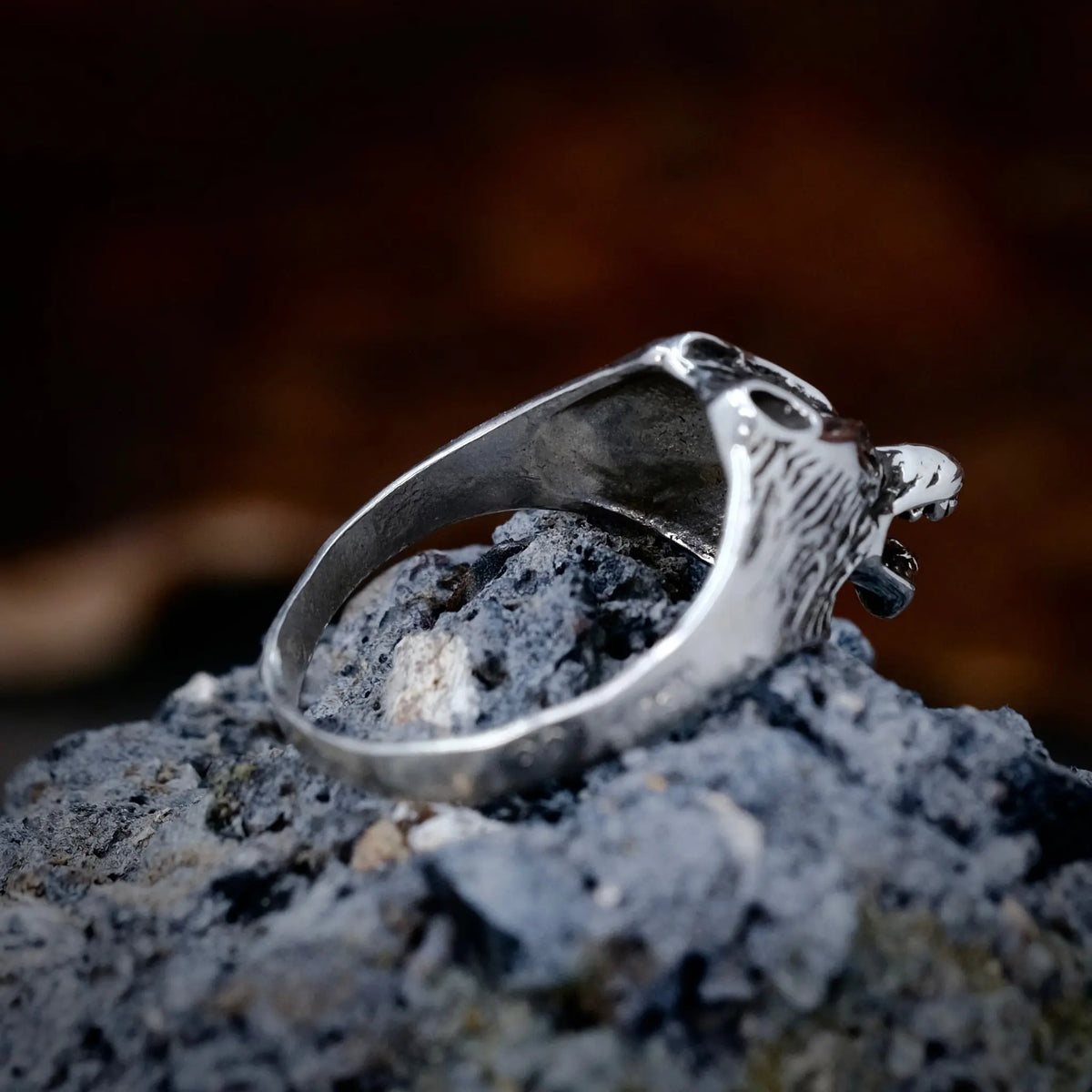Vargen - Ring L8Hasselblad
