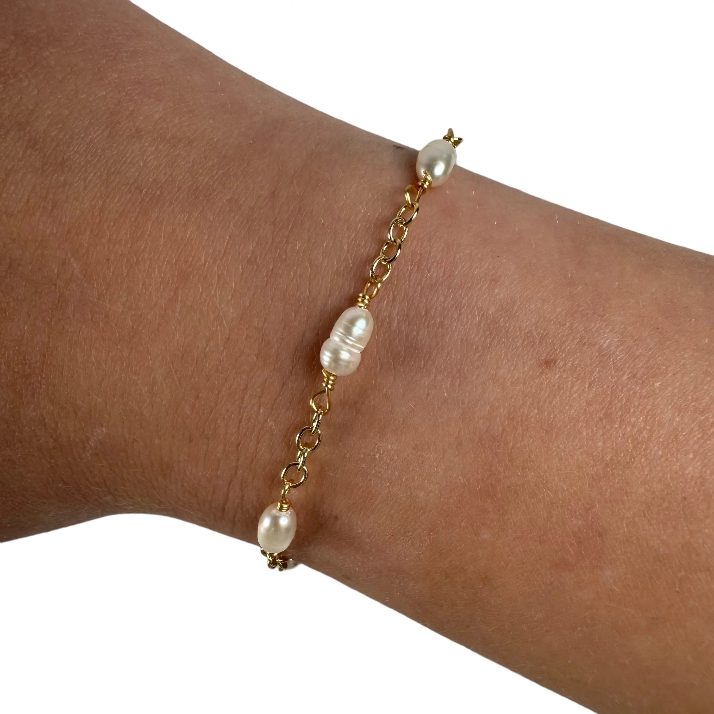 Vitt pärlarmband - L8Hasselblad