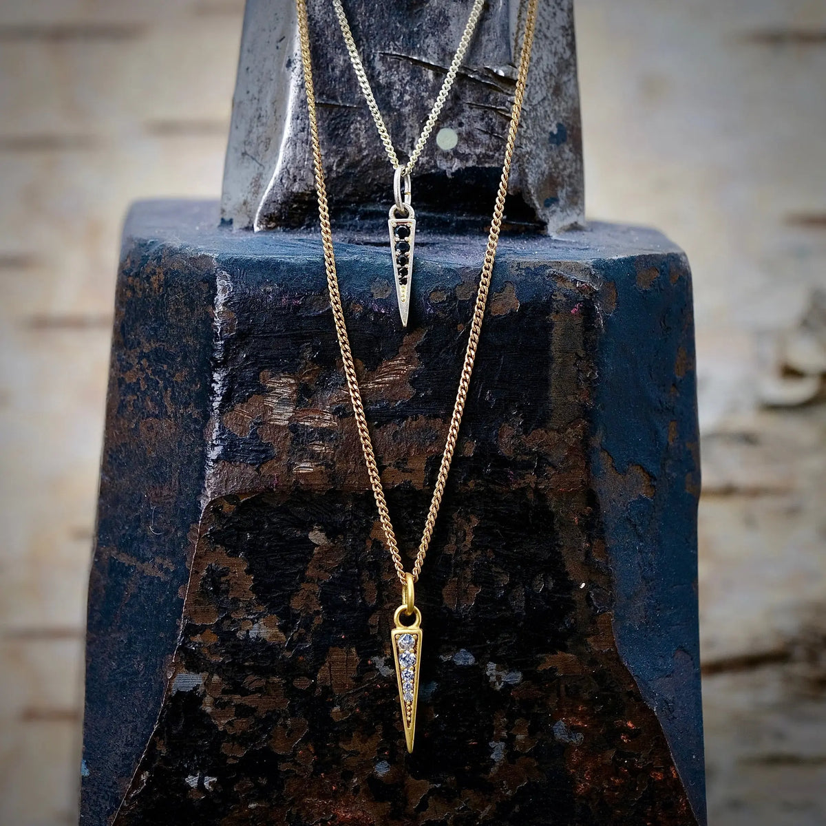 Zirkontaggen - Halsband L8Hasselblad