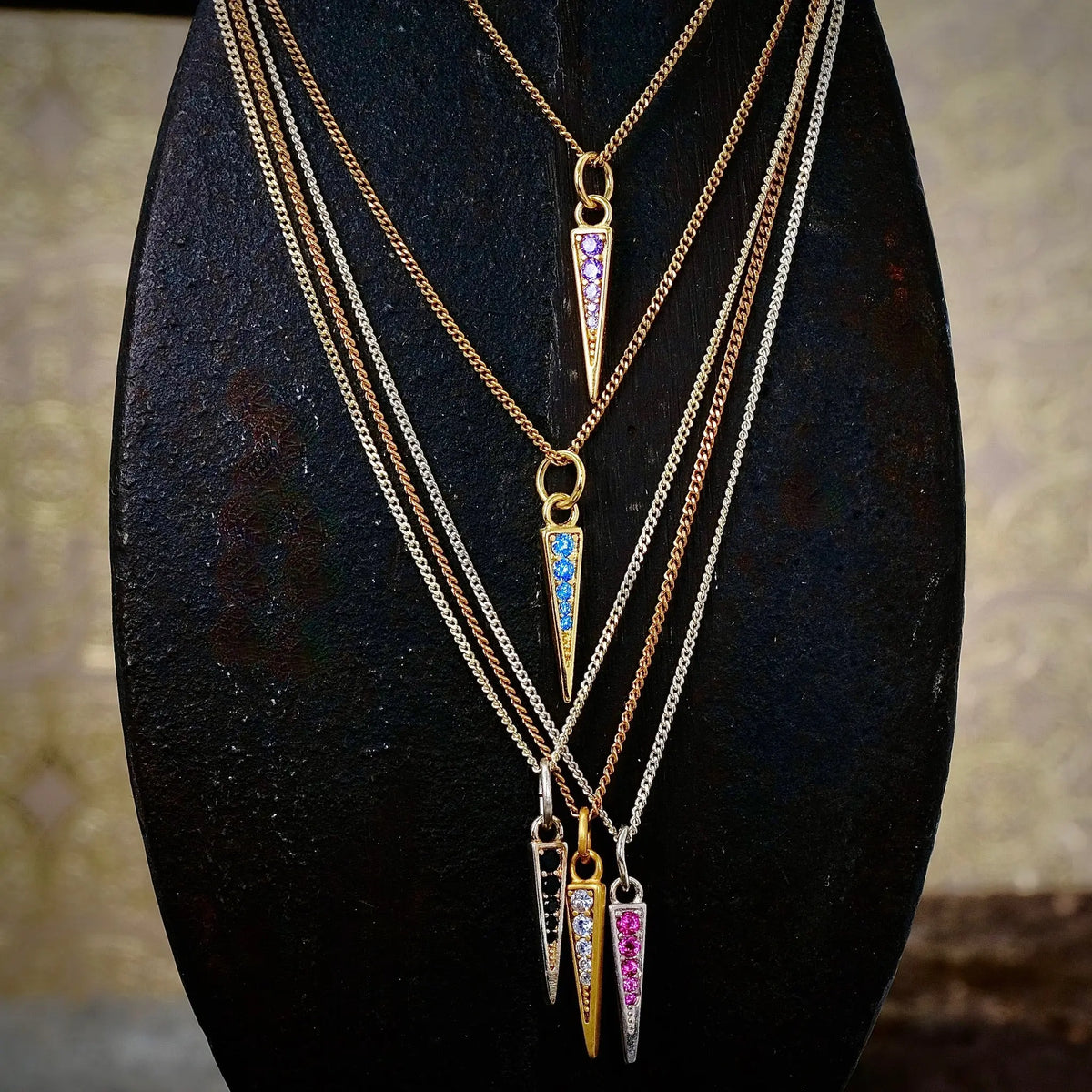 Zirkontaggen - Halsband L8Hasselblad